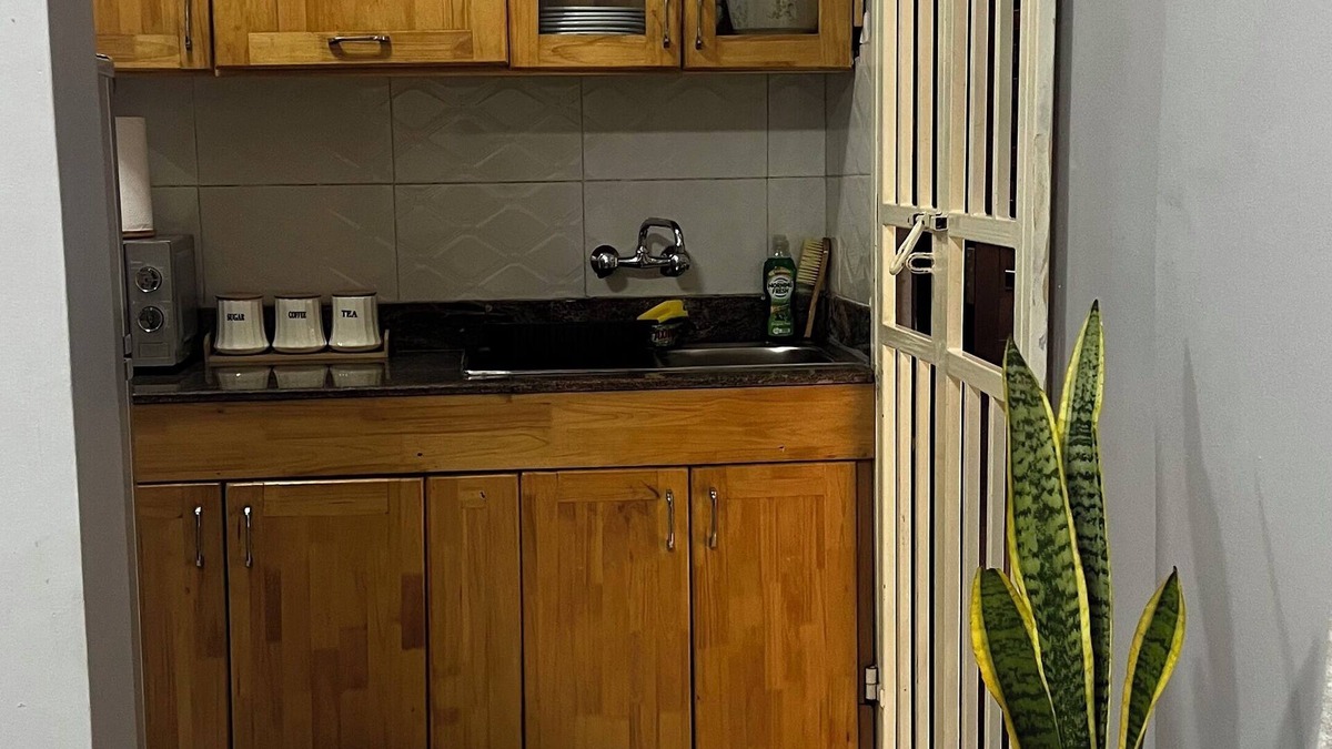 Central Kampala Apartment | Chic 1-bedroom apartment with fitness room and AC in vibrant Kampala