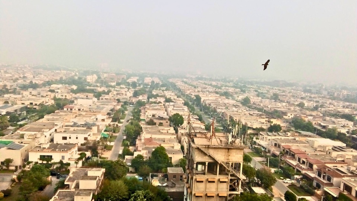 Lahore Apartment | Chic 1-bedroom apartment with WiFi, AC in vibrant Lahore