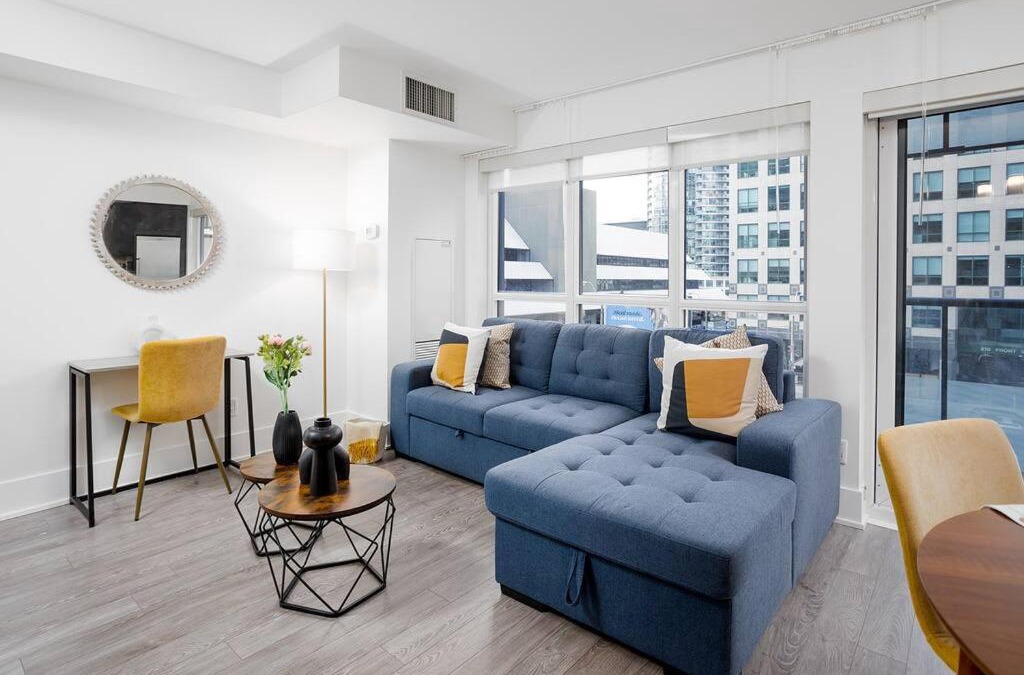 Toronto Entertainment District Apartment | Chic 1-BR Condo; Parking included; Downtown Core