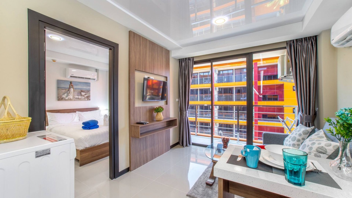 Nai Harn Apartment | Chic 1BR Steps to Nai Harn Beach S609