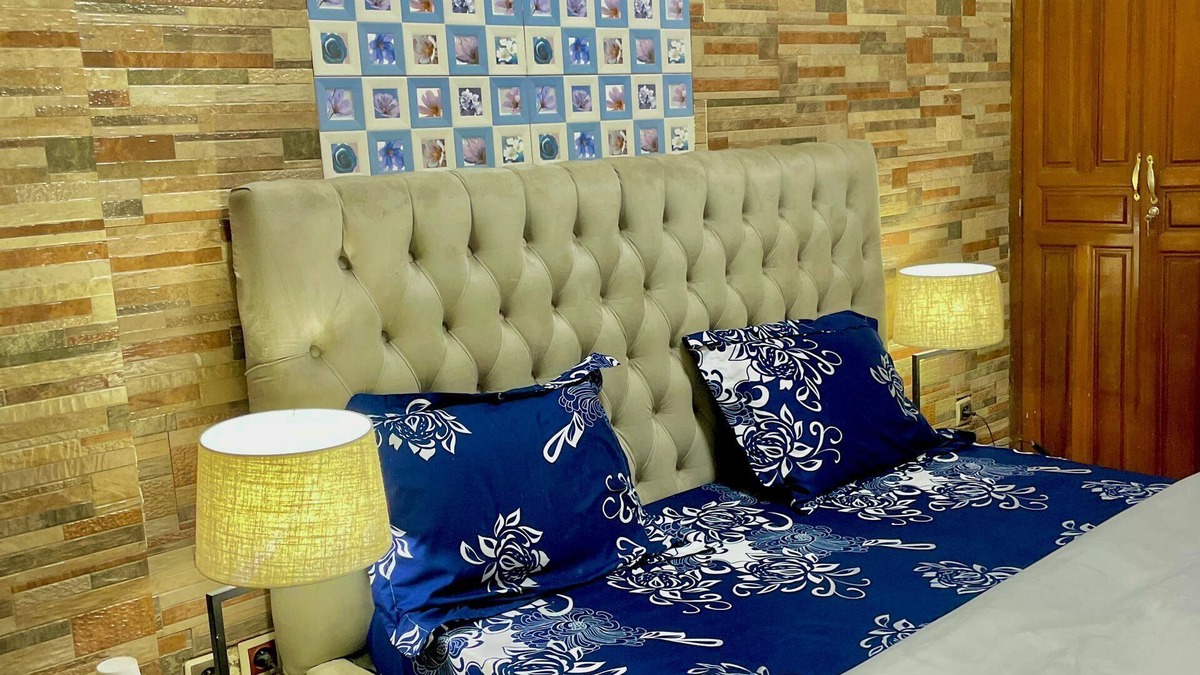 Yaounde Apartment | Chic 2-bedroom corporate apartment in Yaoundé with AC, WiFi