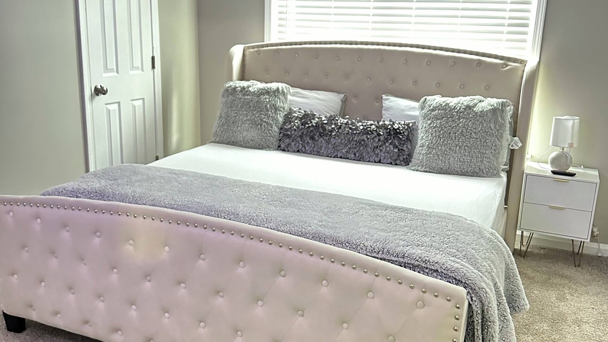 Marietta Apartment | Chic 2-bedroom with fitness room, WiFi in delightful Marietta
