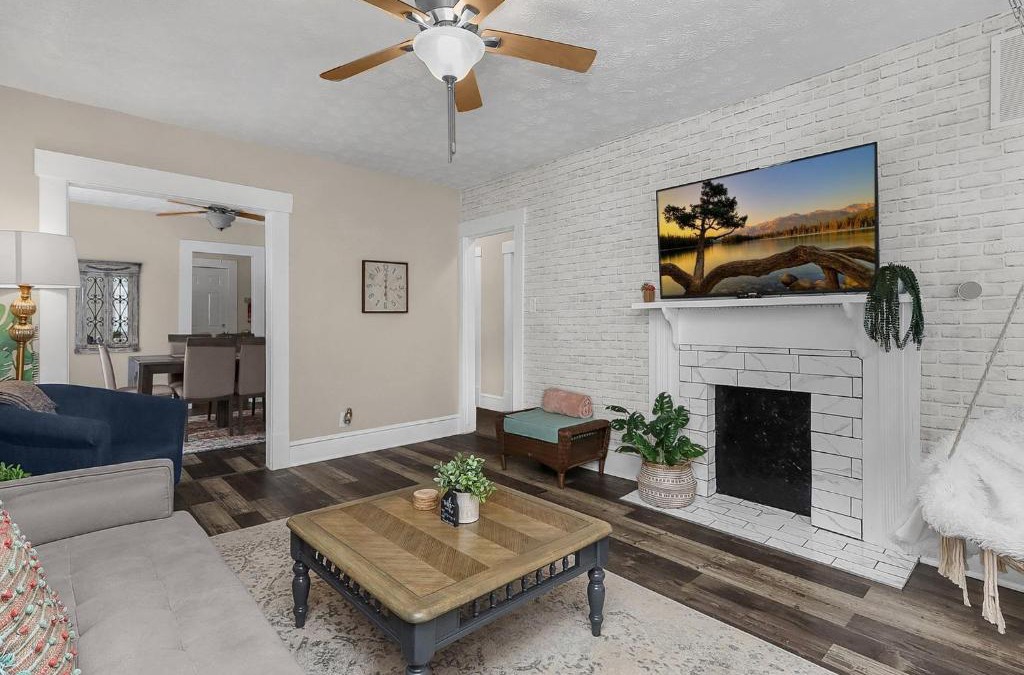 Franklin Park House | Chic 2BR near DT, 8 min walk to Park&Conservatory