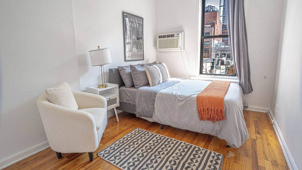 Upper East Side Apartment | Chic 2BR Upper East Side Retreat - Near Central Park & Museums