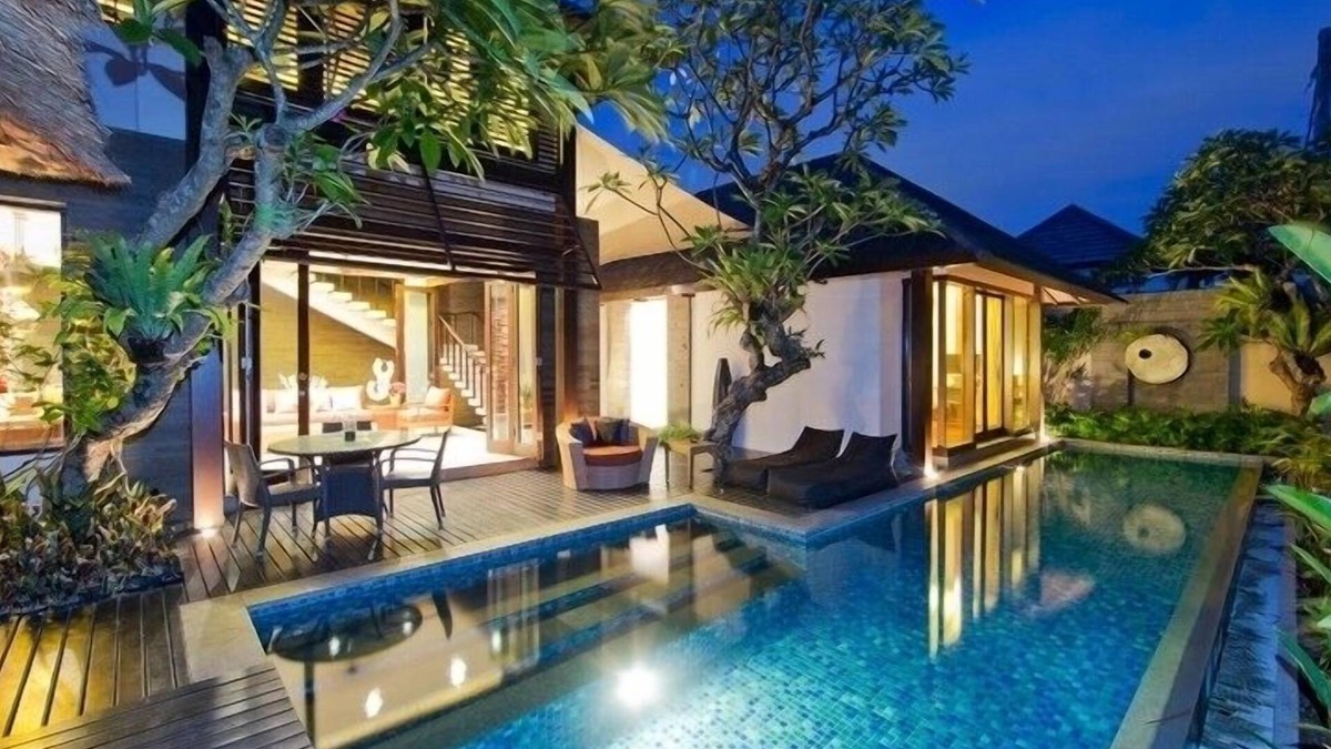 Drupadi Villa | Chic 2BR Villa, PRIME LOCATION! - 10Min Walk To KuDeTa! W/Swimming Pool!