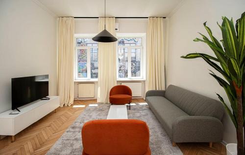 Chugureti Apartment | Chic 3BR Apt Near Fabrika - By Wehost