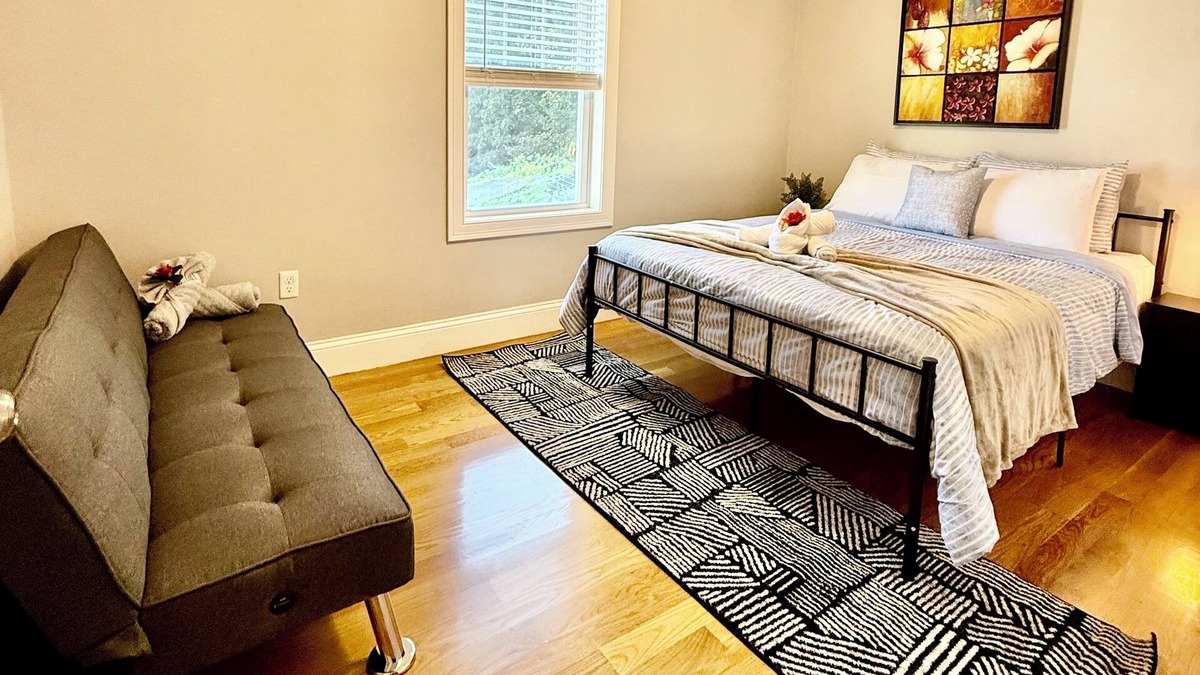 Dorchester Apartment | Chic 3BR1.5BA City Stay - Near T + Parking