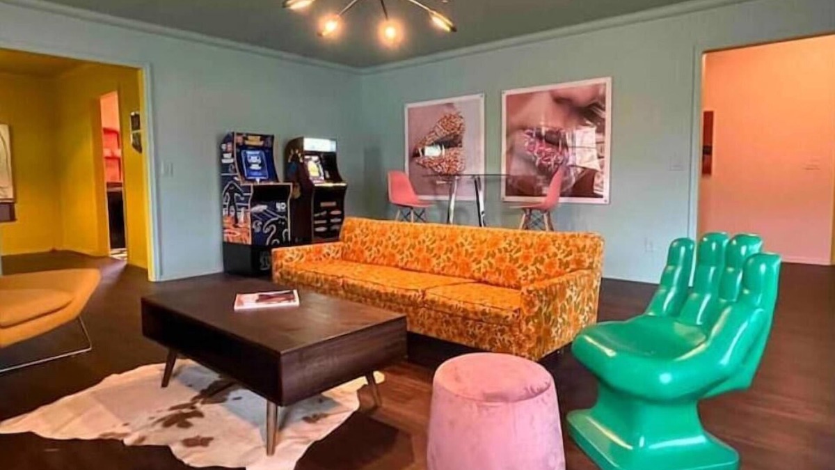 Central Oklahoma City House | Chic 50s Time Capsule Downtown/OU Med/OK Capitol