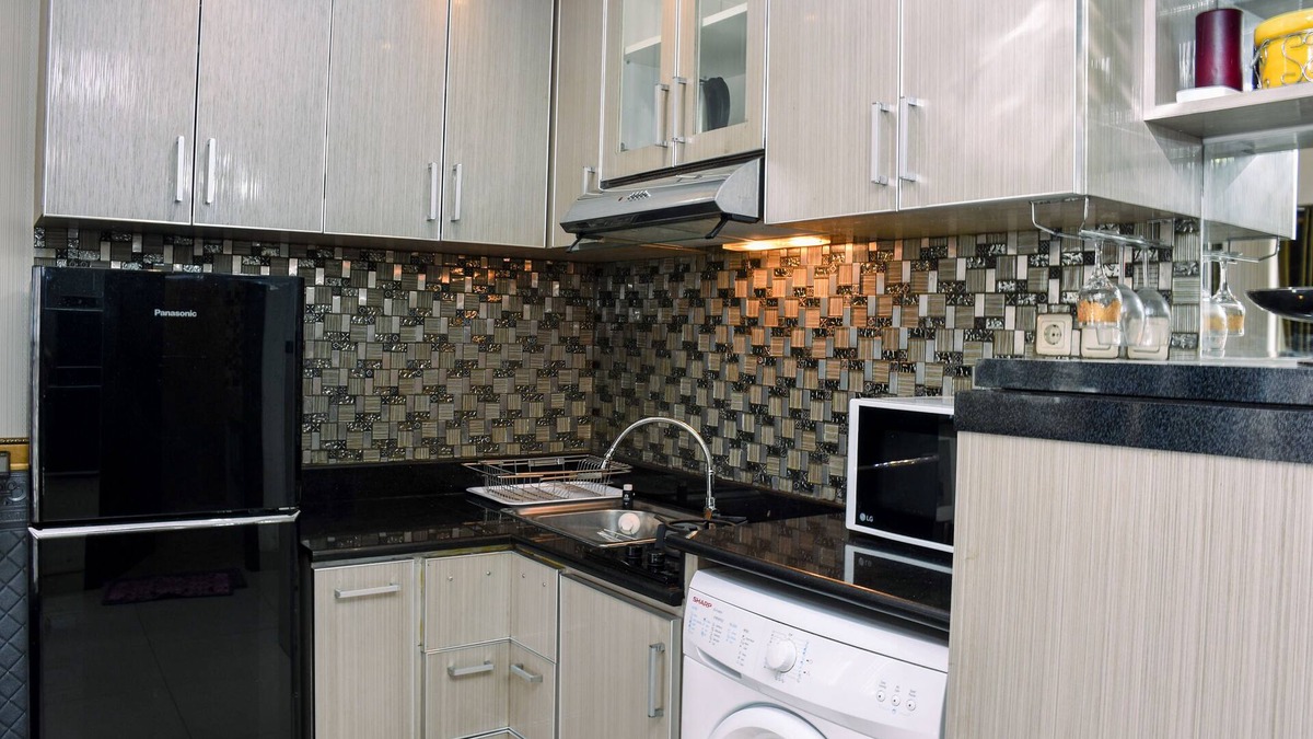 Cawang Apartment | Chic and Cozy 1BR Apartment at H Residence near MT Haryono