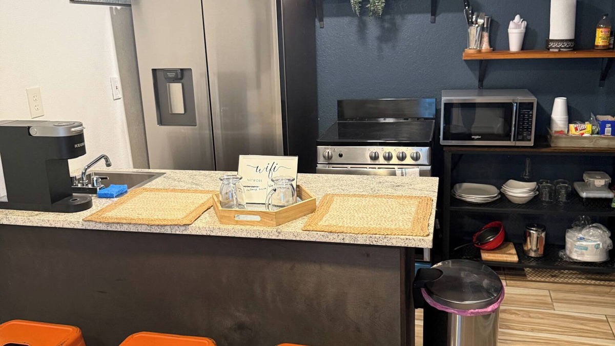 Tulsa House | Chic Boho Carriage-house 5 mins from Downtown, Gilcrease Tulsa