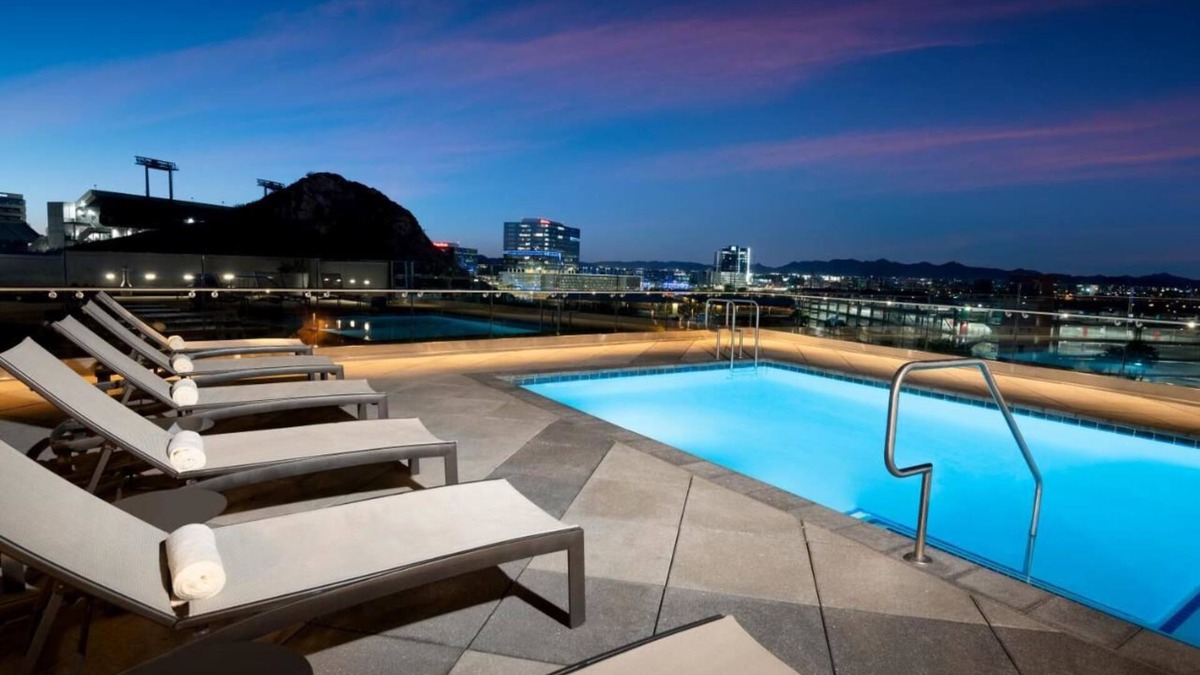 Tempe Hotel | Chic & Central Tempe Location – Pool, Gym, Near Phoenix Fun - 3 Units