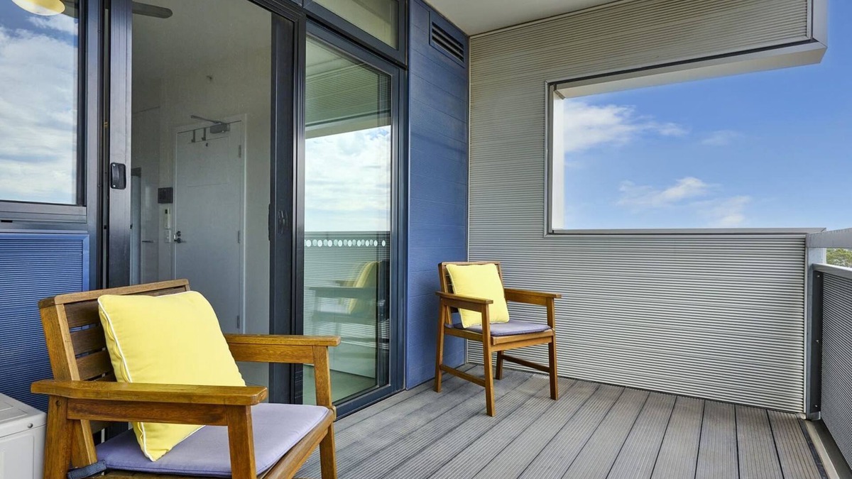 Coburg Apartment | Chic Coburg Haven Modern 1 Bed Apartment
