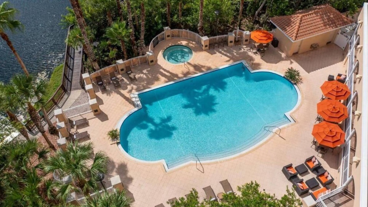 St. Petersburg - Clearwater Hotel | Chic Getaway near Beach & Downtown | Infinity Pool, Spa Services