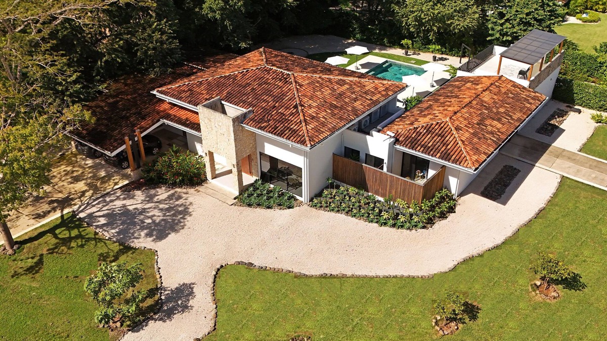 Tamarindo House | Chic, great for families, luxury beach house in Hacienda Pinilla, Tamarindo
