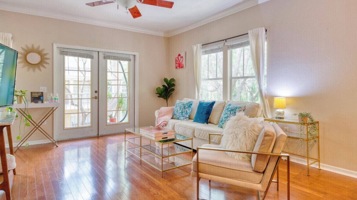 Haile Plantation Condo | Chic Haile Village 2bed/2bath Condo Overlooking Nature -Access to Pool & Gym