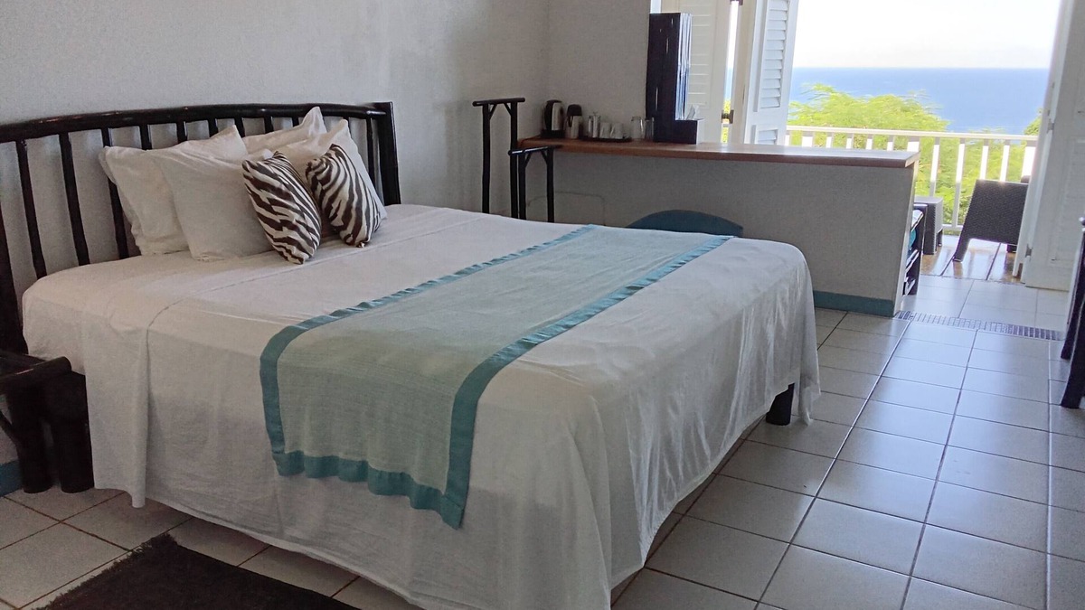 Port Antonio Hotel | Chic hotel deluxe rooms with WiFi, in fabulous Port Antonio