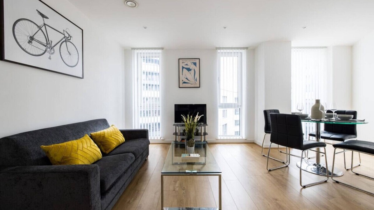 Whitechapel Apartment | Chic Hoxton Apartment
