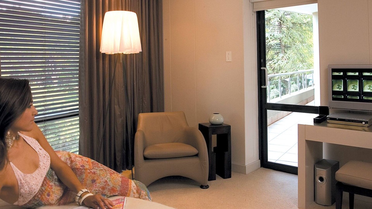 Greater Johannesburg Metropolitan Area Apartment | Chic living, an alternative to the most superior of 5-star hotel accommodation