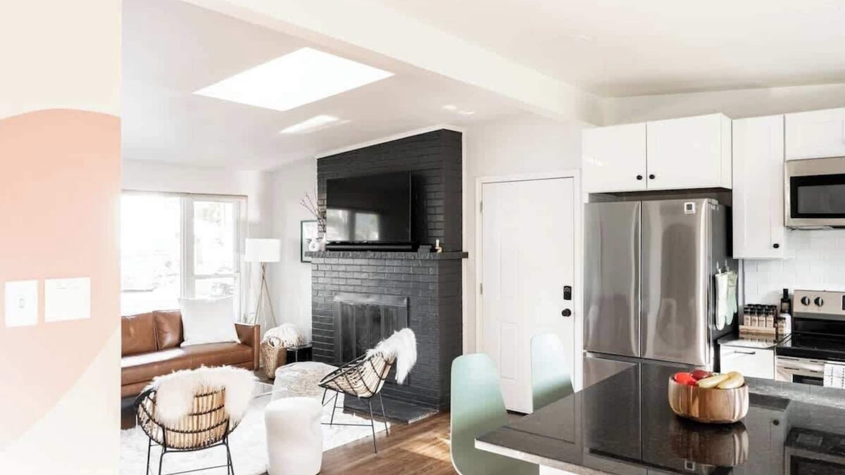 Alta Vista Area House | Chic Mid-Century Home Near Olde Town Arvada
