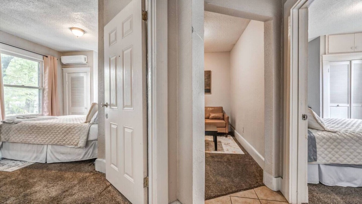 Midtown Apartment | Chic Midtown Apartment Near Zoo, Park and Museums