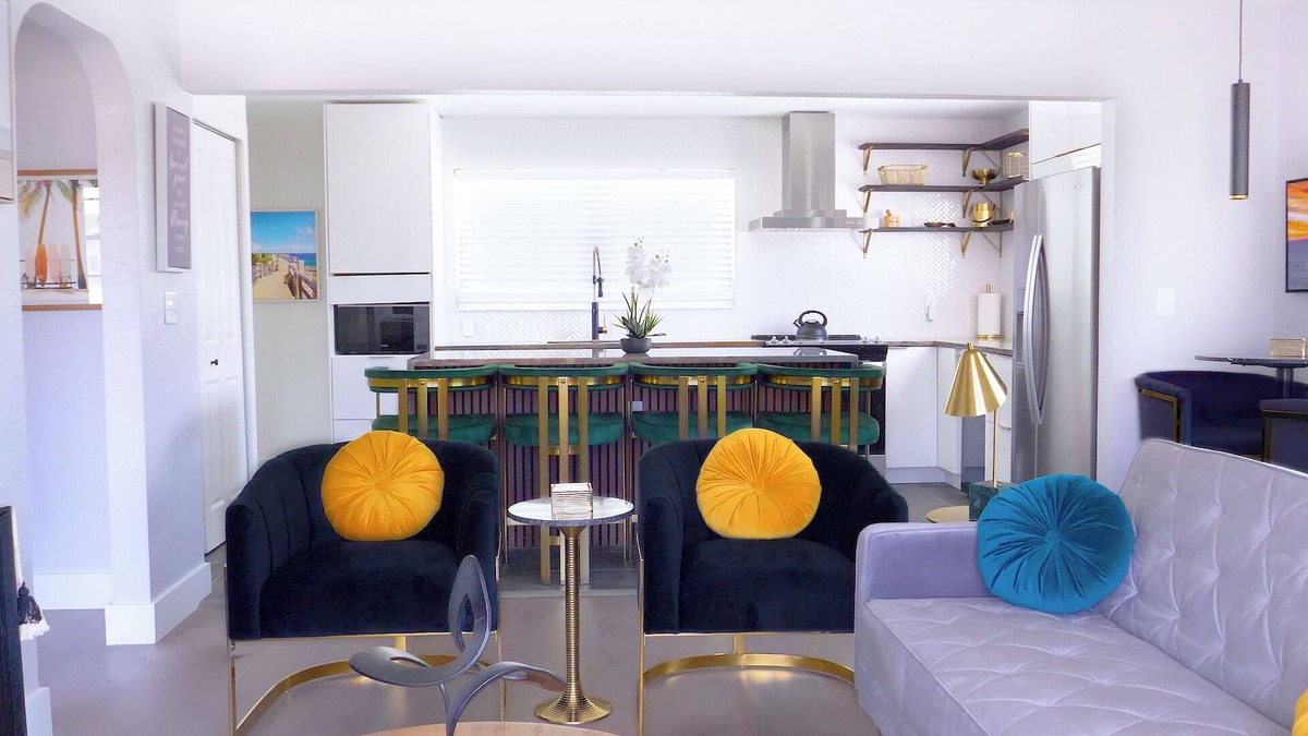 Smith's Memento House | Chic Mini Boutique Hotel Unit 3 at THE BELLA by EVRH