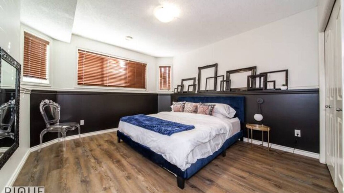 Jasper Place House | Chic Modern Vibes - KING Bed - Fireplace - Sleeps 4 - Wifi