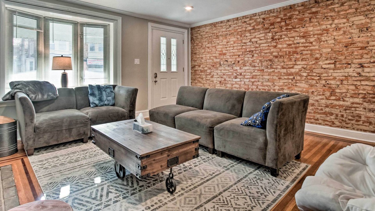 Northwest Philadelphia House | Chic Philadelphia Townhome w/ Fenced Yard!