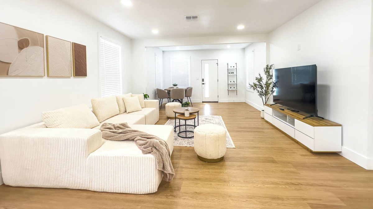 Sun Bay South House | Chic South Tampa dreamy house