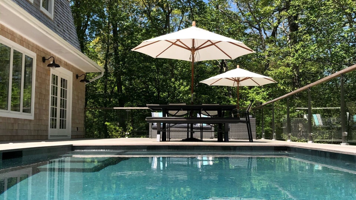 Tuckahoe House | Chic Southampton Home, close to Village and Ocean Beaches