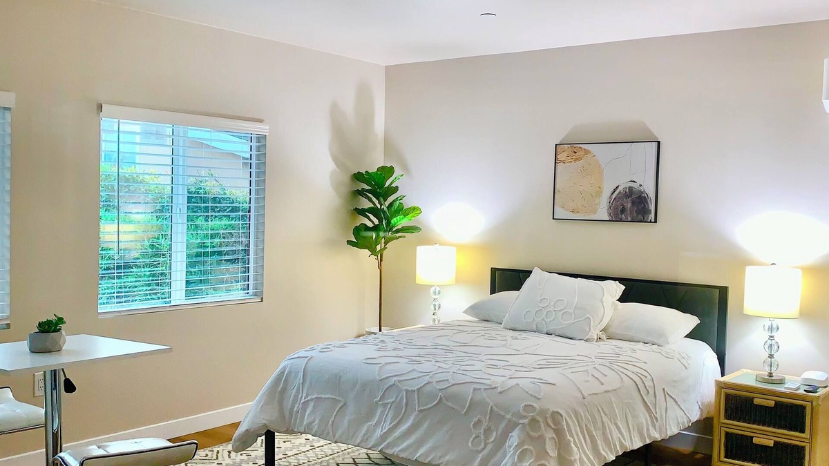 Ventura Apartment | Chic Spanish-Style Guest Suite. Ventura, CA with AC, WiFi