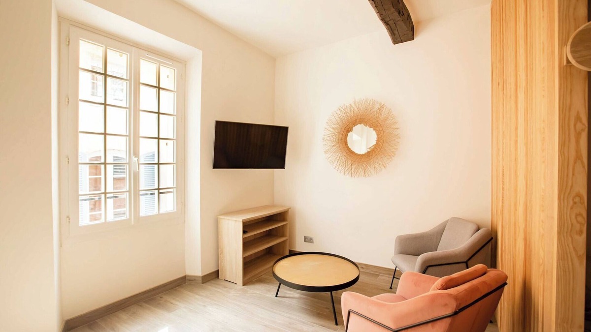 Sainte-Maxime - Saint-Tropez Apartment | Chic Studio - 2P - in the heart of Saint-Tropez