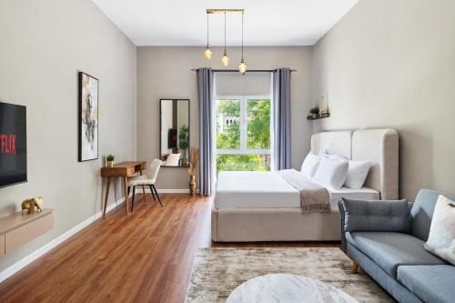 Discovery Gardens Apartment | Chic studio near metro at Discovery Gardens