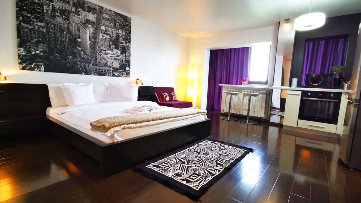 Militari Apartment | Chic Studio Retreat in Militari: Steps from Metro & Amenities
