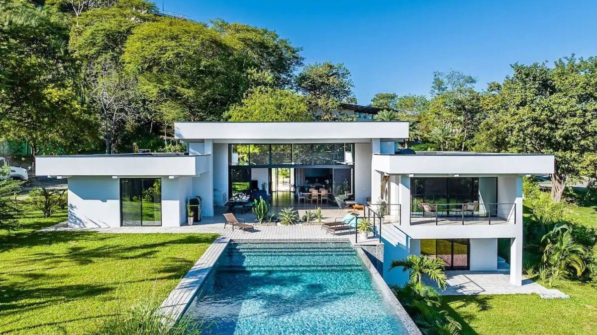 Tamarindo House | Chic Valley Villa with Private Pool and Scenic Jungle Views – Minutes from the Beach