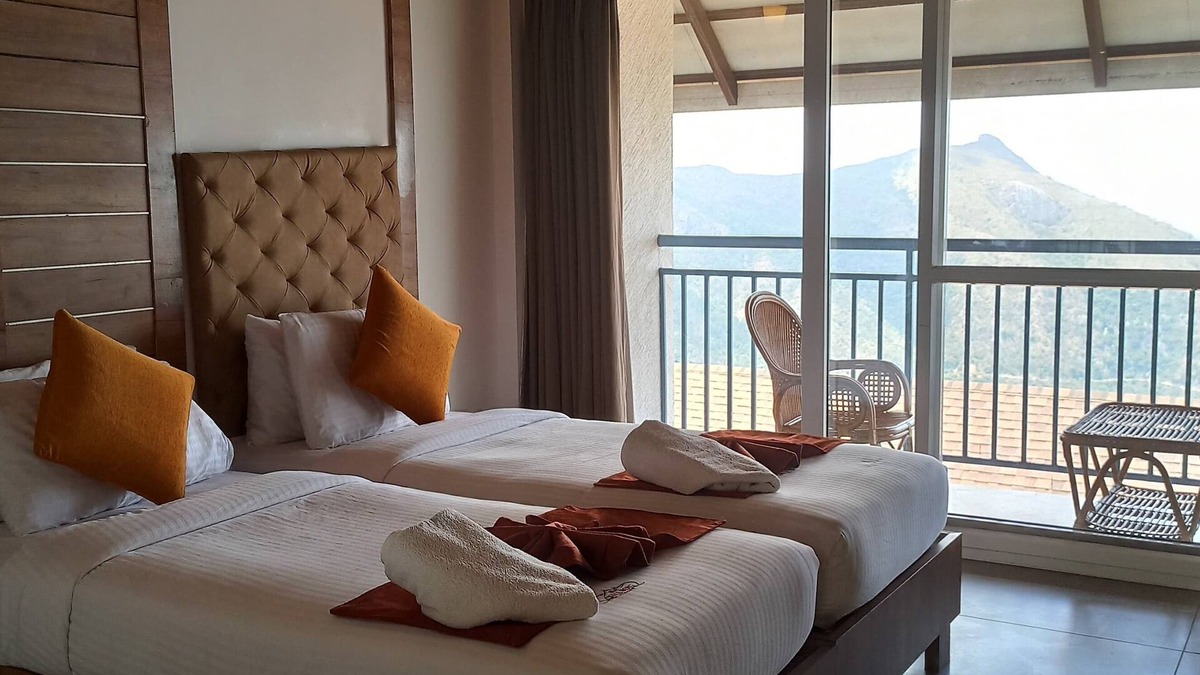 Chinnakanal Hotel | Chill Berg Resort - Bodimettu