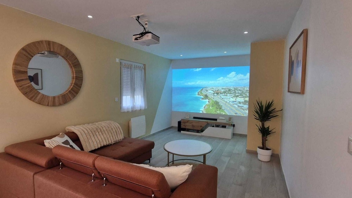 Chevannes House | Chill House - 2 Bedroom House