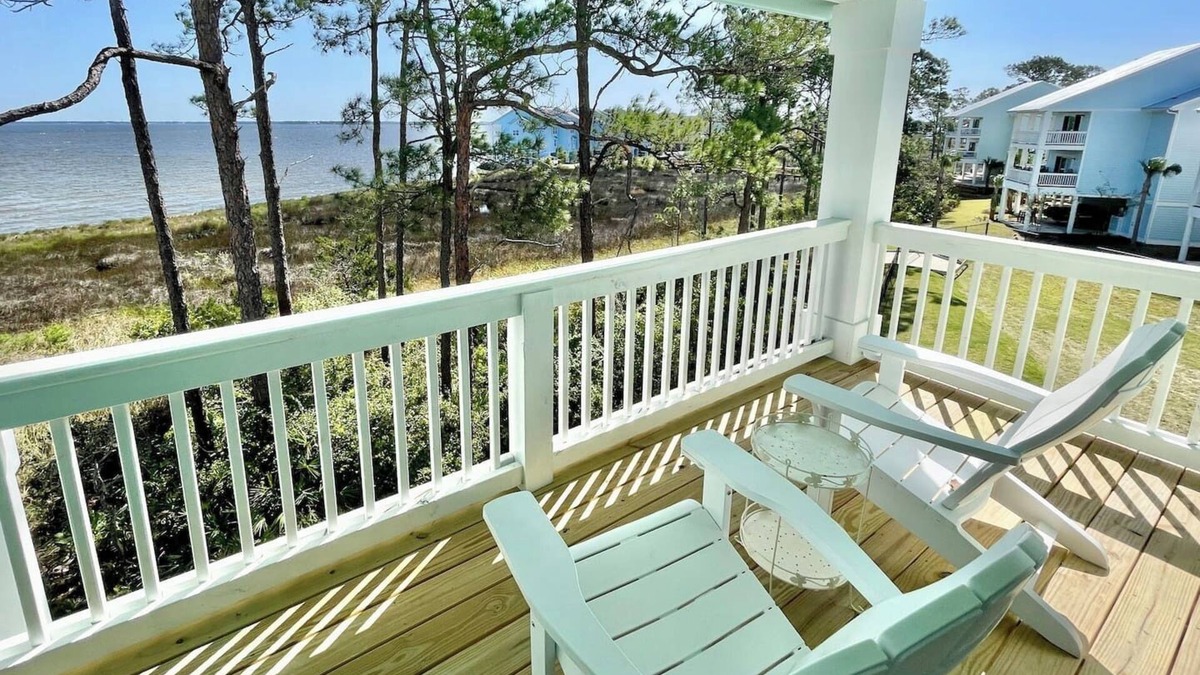 Innerarity Townhomes House | ChilSea: Kayak, SUP, Views & more!