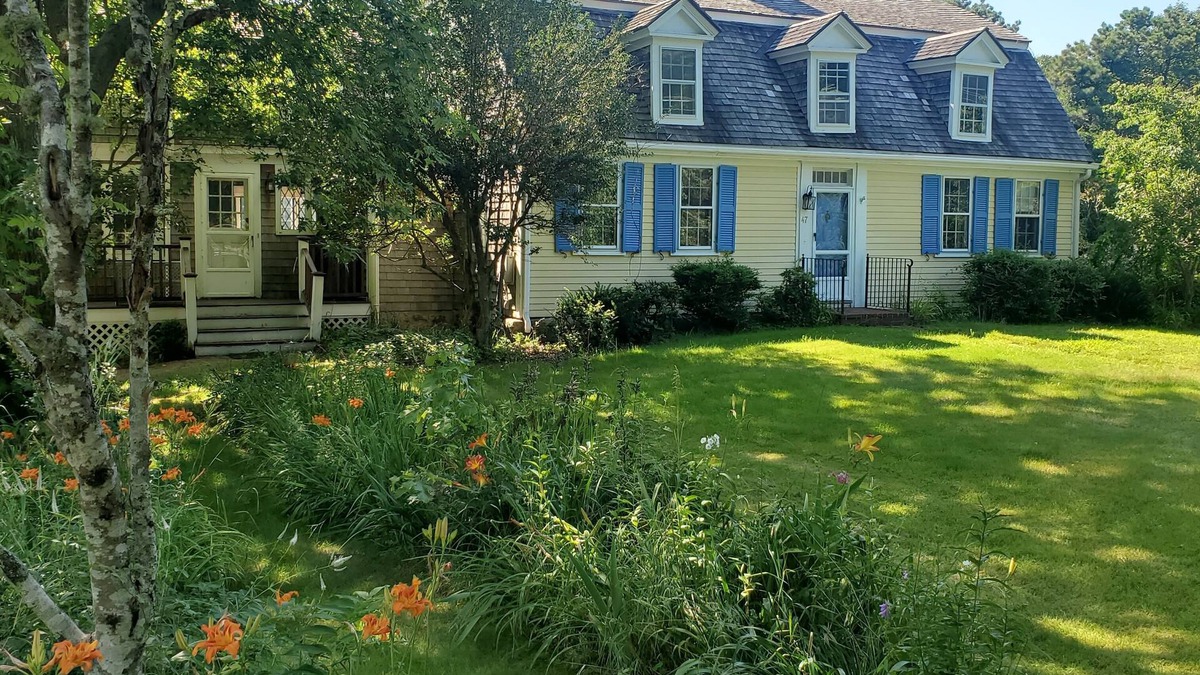 Plymouth House | Chiltonville Massachusetts, 3 bedroom, on river, near beach