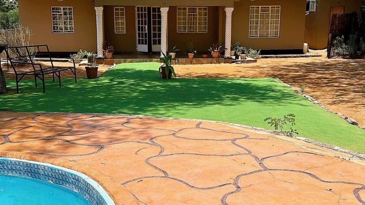 Kasane Bed & Breakfast | Chobe Oasis Guest House