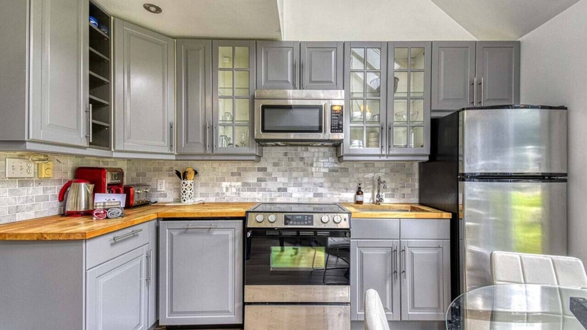 Mont-Tremblant Pedestrian Village Condo | Chouette Tremblant Ski In/Out Pedestrian Village