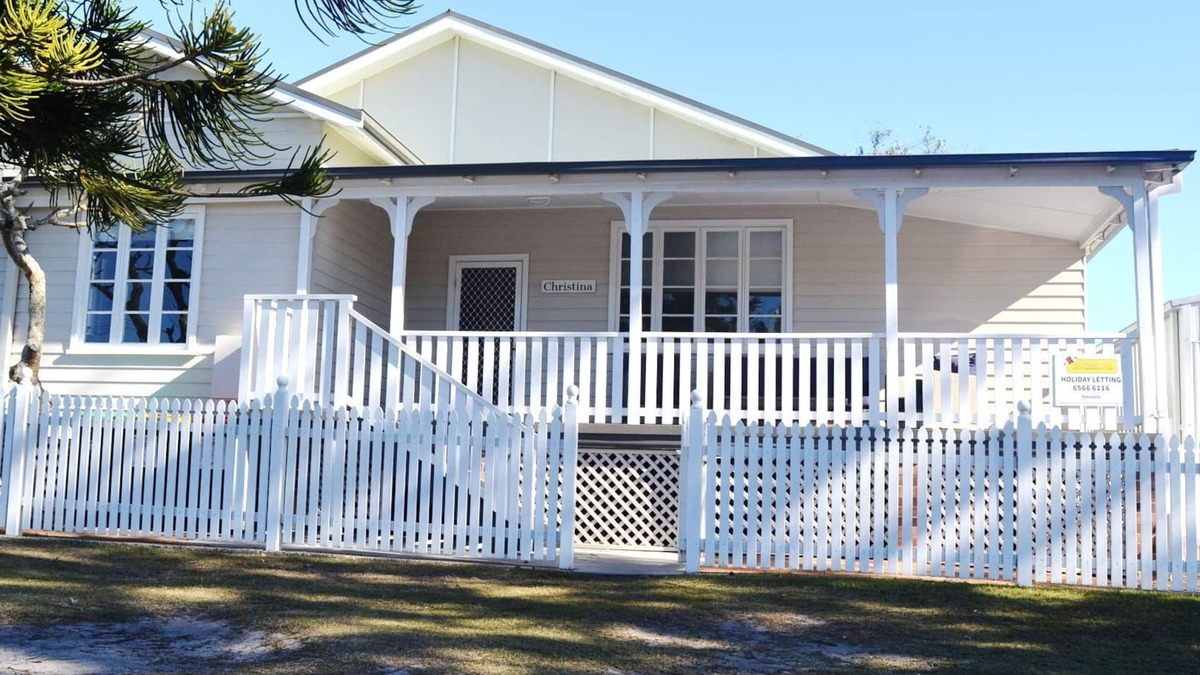 South West Rocks Cottage | Christina Cottage - walk to the beach