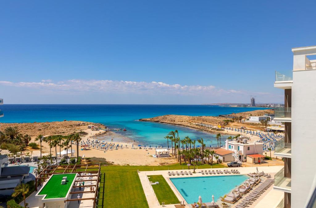 Ayia Napa Hotel | Chrysomare Beach Hotel & Resort