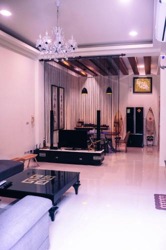 Xincheng House | Chun House
