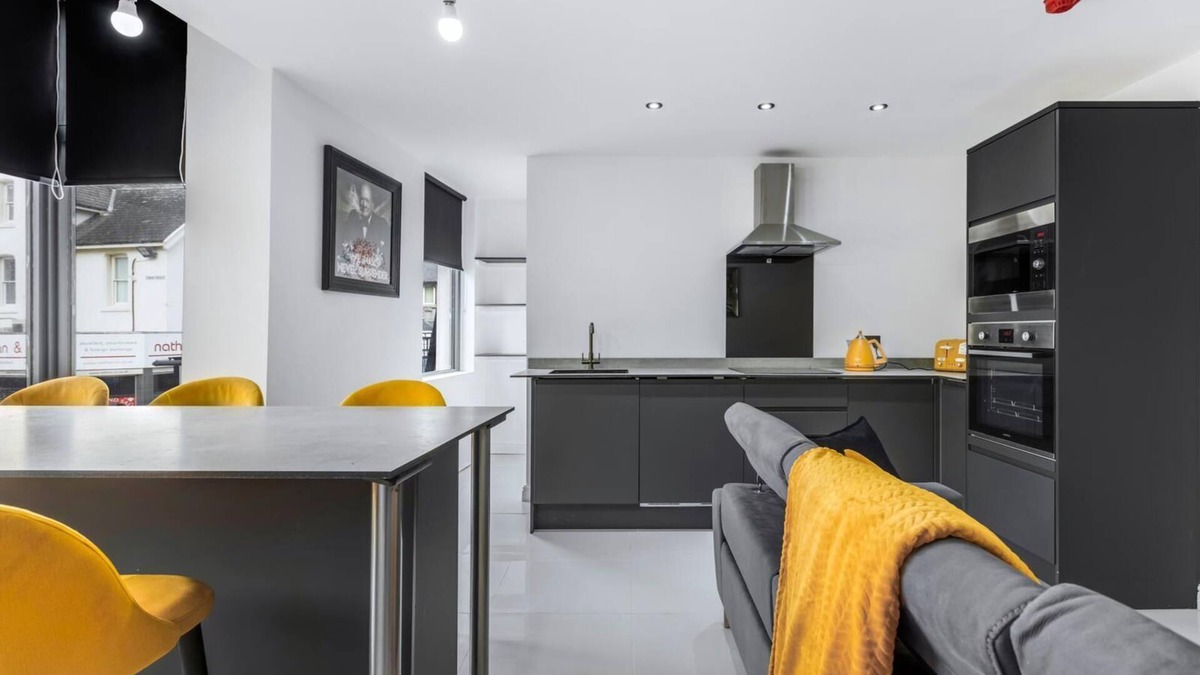 Blackpool Town Center Apartment | Church View Suite Sasco Apartments