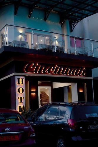 Yaounde Hotel | CINCINNATI HOTEL YAOUNDE