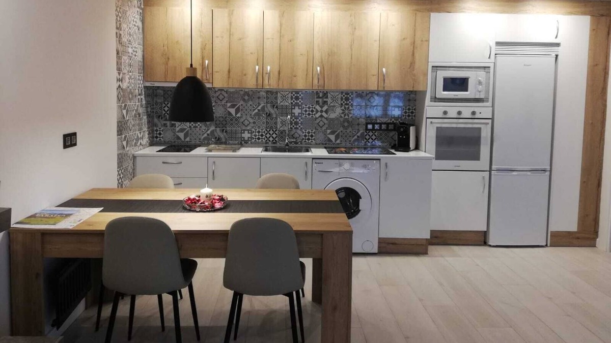 La Corredoria y Ventanielles Apartment | CINEMA APARTMENT