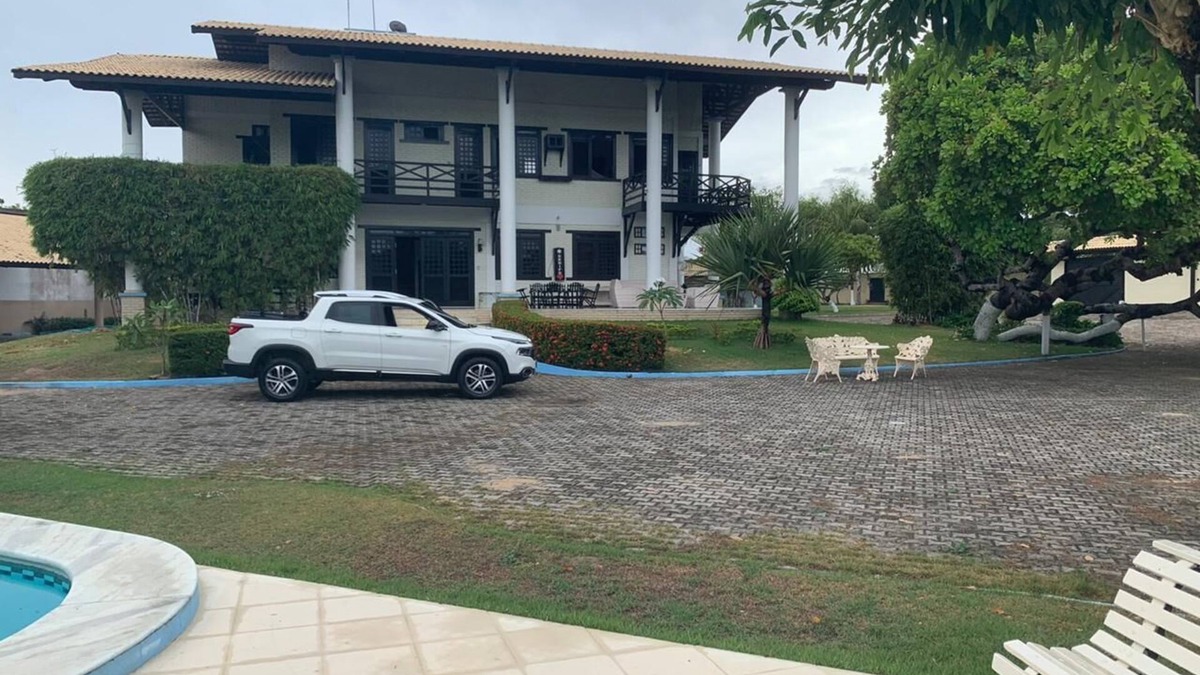 Aquiraz House | Cinematographic Mansion