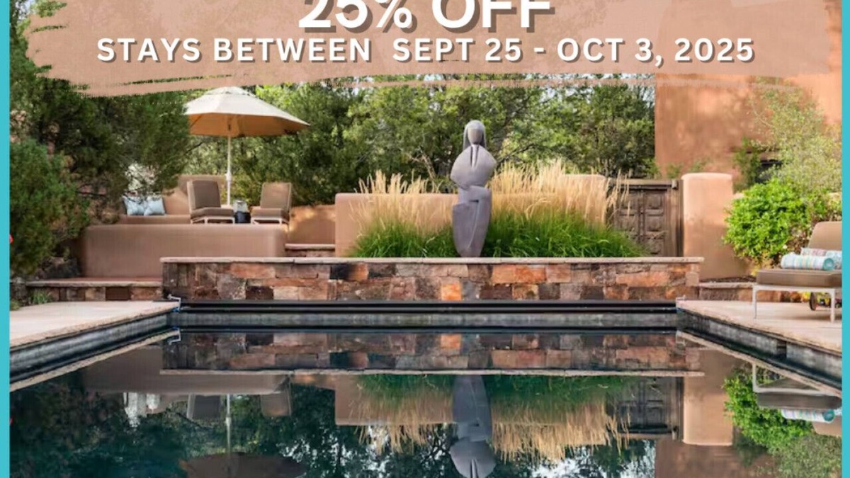 Northeast Santa Fe Villa | Circle Drive Main House