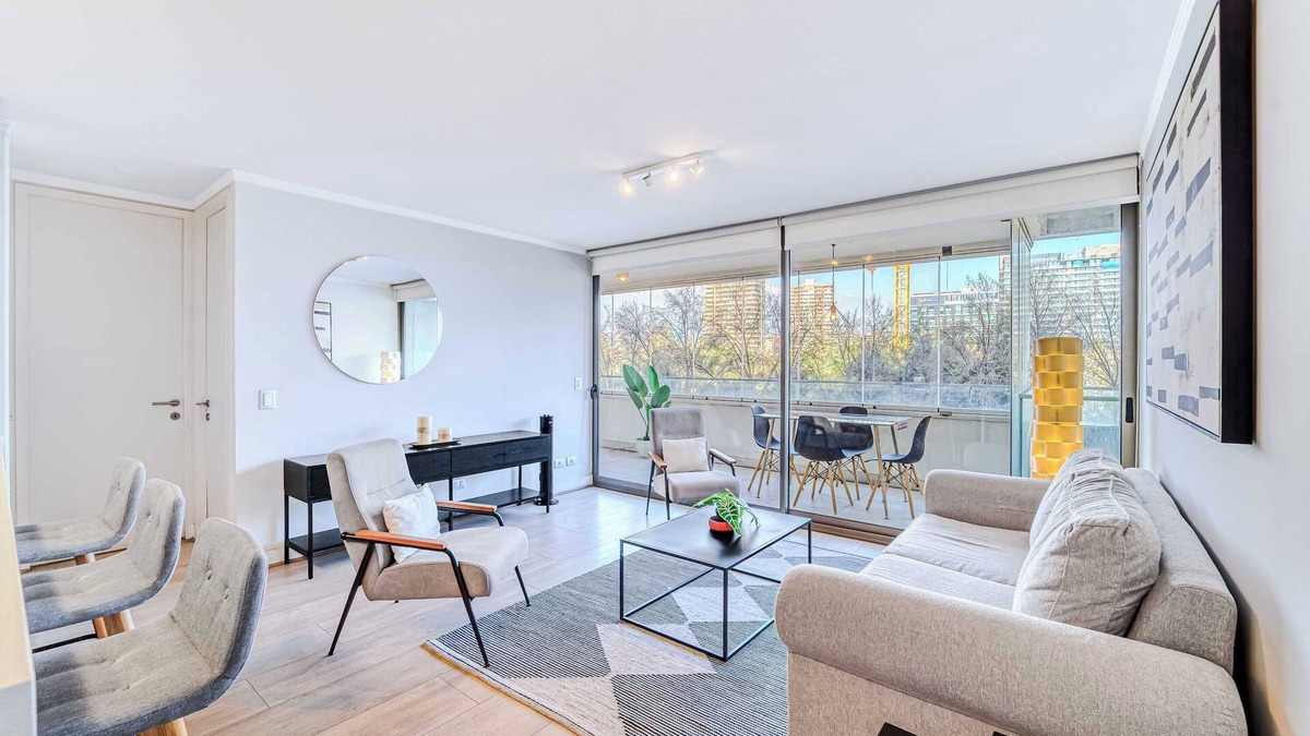 Apoquindo Apartment | Citadel View 2BR Balcony & Parking