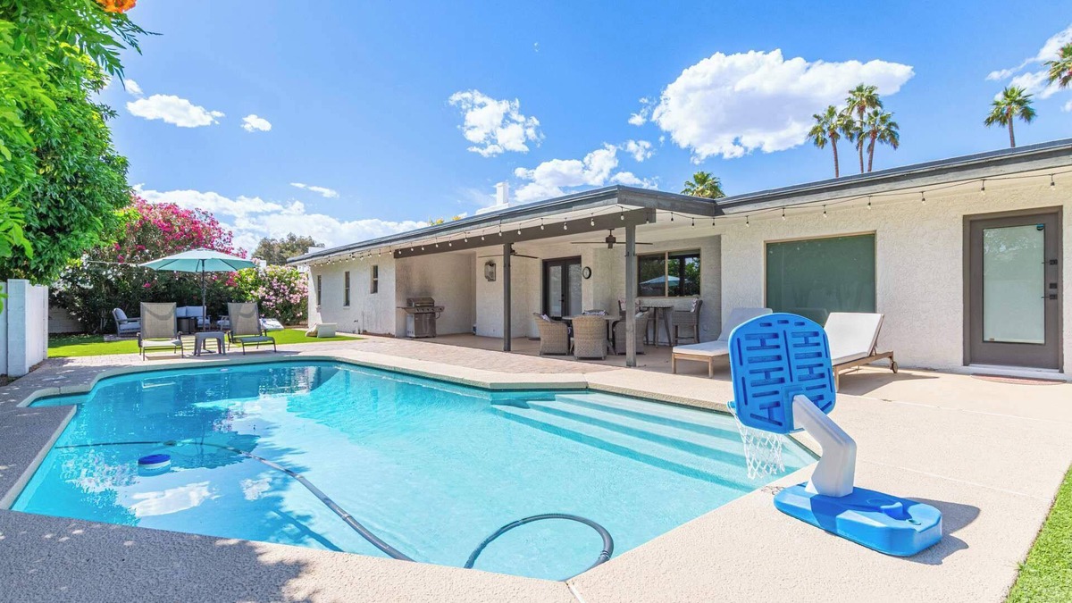 Raskin Estates House | Citrus Grove|Heated Pool|Putt Grn.+Gameroom